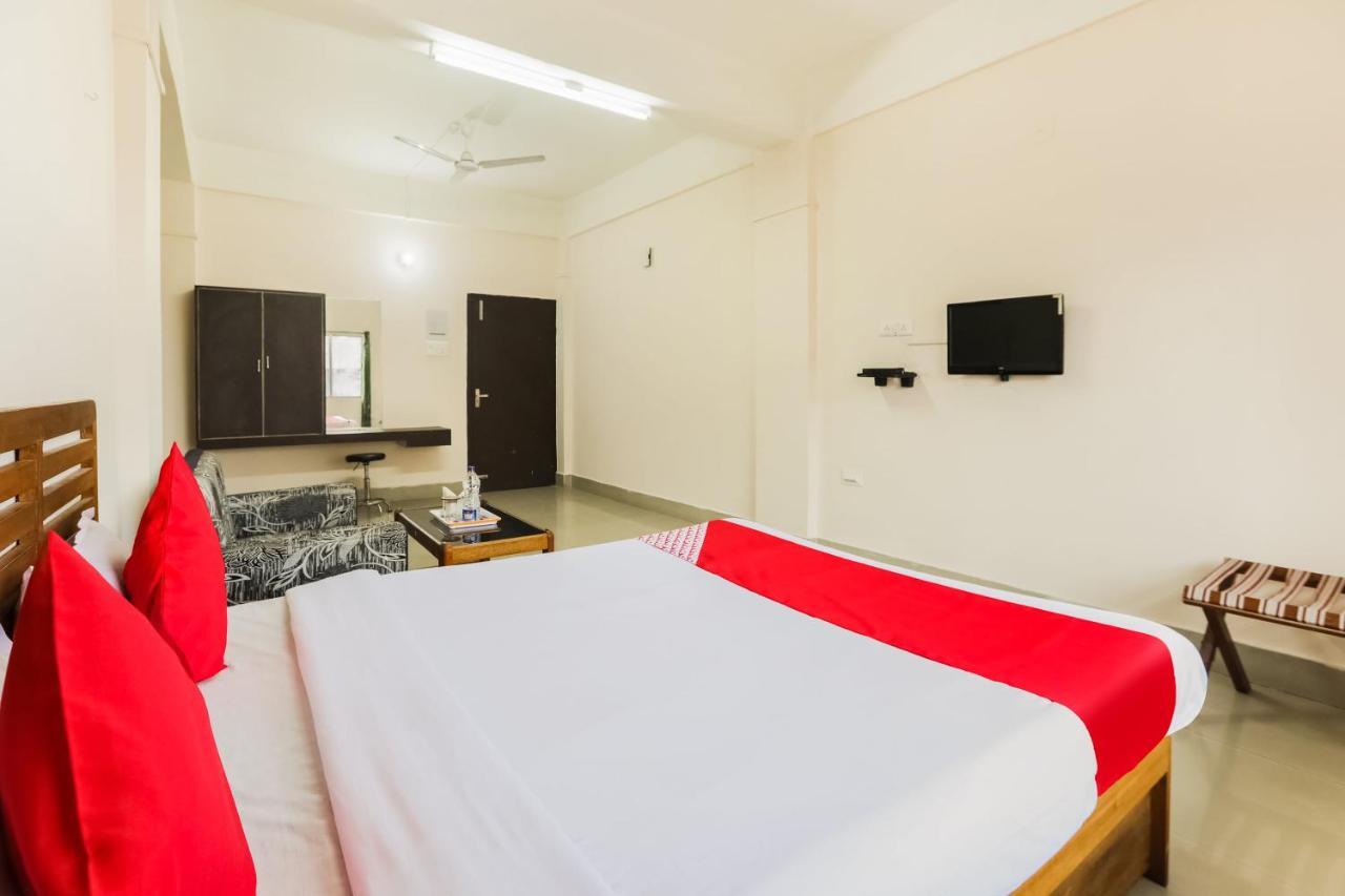 Oyo 44821 Hotel Paane Pasighat ภายนอก รูปภาพ